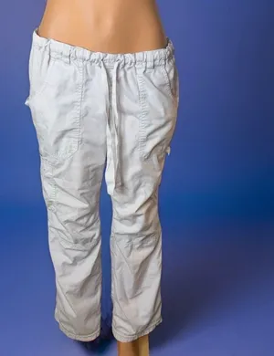 White cargo pants Size M thumbnail 1