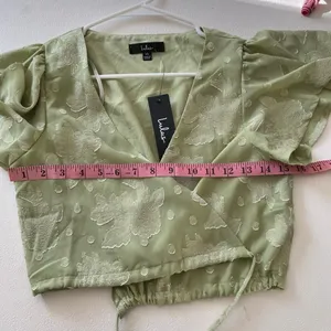 Lulus Green Floral Jacquard Puff Sleeve Tie Front Top XS NWT Elegant Blouse Sage thumbnail 4