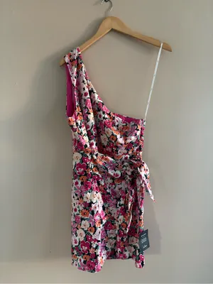 Lulus Gorgeous Garden Pink Floral One-Shoulder Faux-Wrap Mini Dress Size XL NWT thumbnail 4