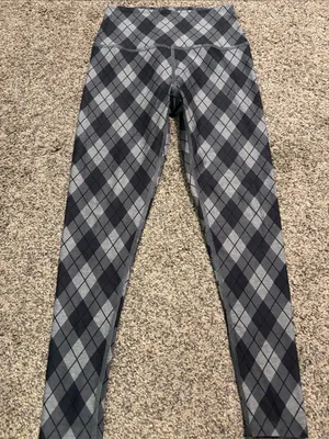 Beyond Yoga Leggings size medium (25”) thumbnail 2