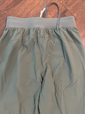 lululemon athletica License to Train Green Drawstring 6 Pants thumbnail 7