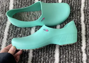 Sticky Shoes Nurse Green Size 8 thumbnail 1