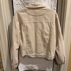 Cream Corduroy Boutique Jacket. Size Small. Slightly oversized and cropped thumbnail 3