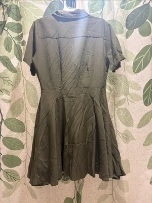 Olive Green Short Sleeve Fit-and-Flare Dress thumbnail 3