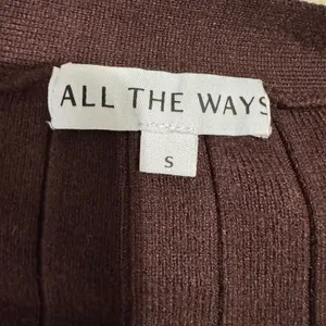 All The Ways Brown Ribbed Knit Cropped Cardigan V-Neck Stretcy Top‎ Women Size S thumbnail 7