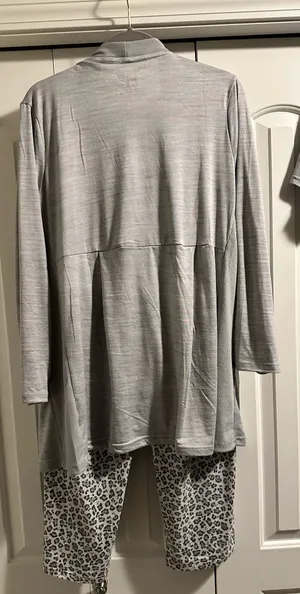 Muklucks Women’s Lounge Wear Set Size L thumbnail 5