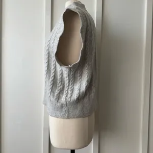 Cupcakes and Cashmere Gray Cable Knit Sweater Vest thumbnail 5