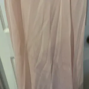 David’s Bridal Light Pink Bridesmaid Dress Size 6 Slit Spaghetti Strap Formal thumbnail 3