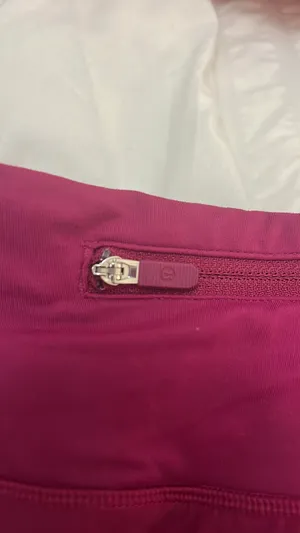 Speed Up Lululemon Shorts 4" 4 Mid-Rise thumbnail 3