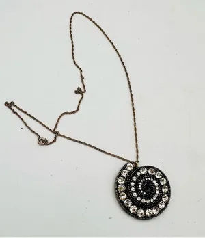 Vintage-Inspired Spiral Rhinestone Pendant Necklace thumbnail 5