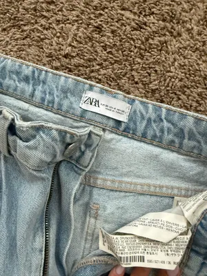 ZARA High-Rise Jeans thumbnail 2
