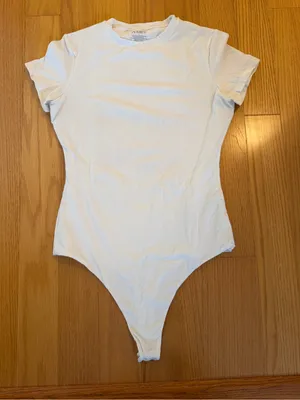 Slim Fit White Short Sleeve Women’s Bodysuit thumbnail 1