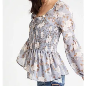 AMERICAN EAGLE Smocked Floral Blouse Blue Cream Ivory Long Sleeve Boho Peplum XS thumbnail 1