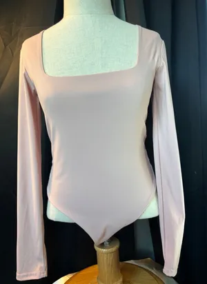 Lizette Collection Pink Long Sleeve Tie Front Square Neck Bodysuit LC7010LS M thumbnail 1