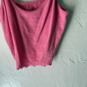 PS Basics‎ PacSun Pink Ribbed Cami Tank Top Women’s Size L Lettuce Hem Y2k Style thumbnail 3