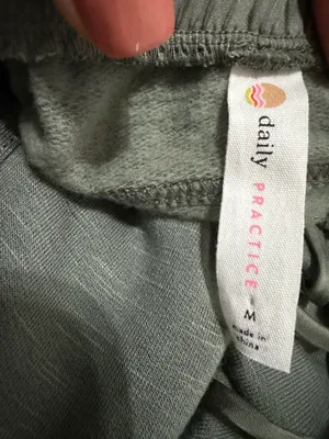 Anthropologie thumbnail 3