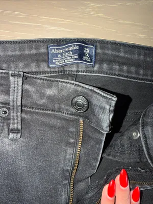 Abercrombie & Fitch High-Rise Black Women's Skinny Jeans size 25L thumbnail 2