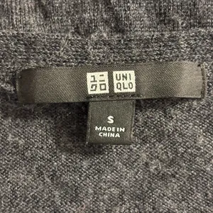Uniqlo Dark‎ Gray Blazer with Embroidered Crest thumbnail 7