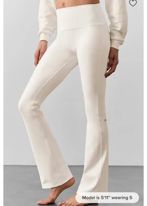 Alo Yoga Airbrush High-Waisted 7/8 Bootcut Leggings thumbnail 1