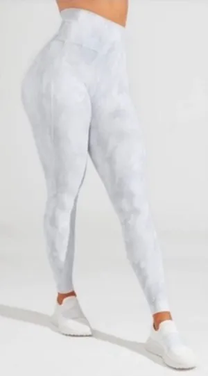 BuffBunny Limitless Legging Pant Tight Snow Camo White High Glute Contour Small thumbnail 1