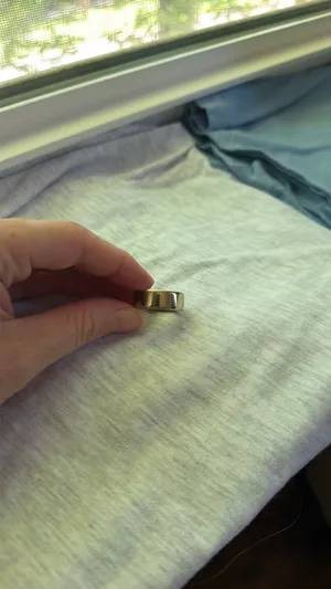 Oura Ring 4 - Gold Size 6 thumbnail 6