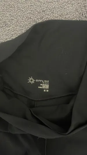 High waisted Crossover Flare Leggings thumbnail 5
