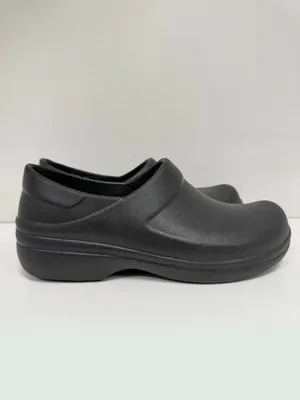 Crocs at Work Neria Pro II Slip Resistant Clog thumbnail 2