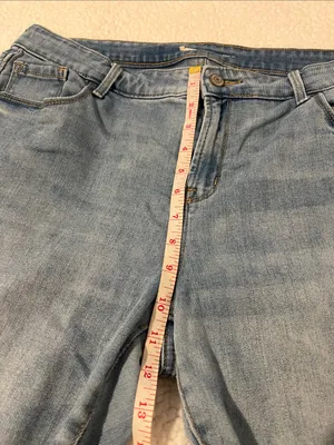 Old Navy Kicker Bootcut Light Blue Denim Jeans thumbnail 3
