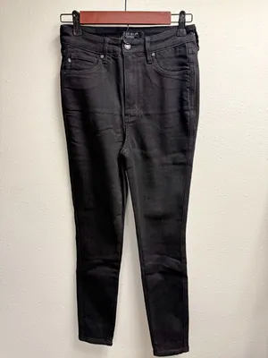 Judy Blue Skinny Jeans thumbnail 2