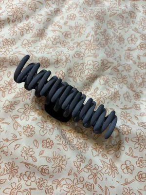 Boutique Hair Clip thumbnail 5