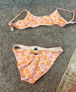 Triangl Bikini Set thumbnail 1