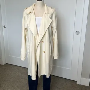 MAUBY Trench Coat In Off White thumbnail 11
