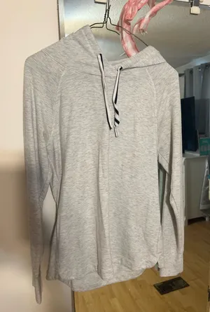 DICK'S Sporting Goods sweatshirt thumbnail 1