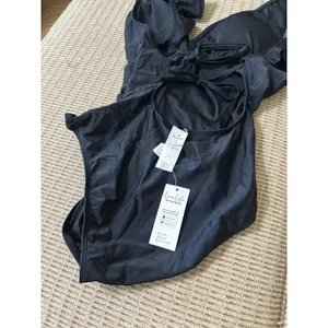 Cupshe black ruffle one piece thumbnail 3