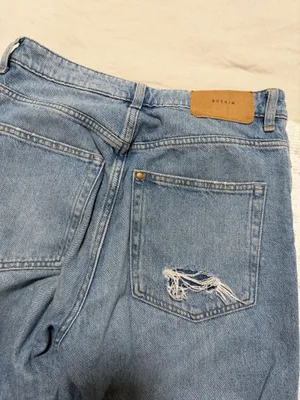 Baggy light wash jeans thumbnail 4