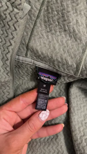Patagonia Jacket Women’s thumbnail 2