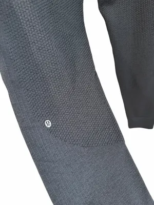 Lululemon Engineered Warmth Jogger Black Size 8 thumbnail 6