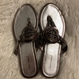 Pierre Dumas Sandals size 9 BNWOT color silver please see all photos thumbnail 1