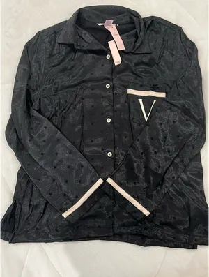 Victoria's Secret The satin long sleeve black and gold polka dot pj set thumbnail 1