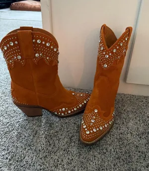 Dingo Women’s Boots thumbnail 1
