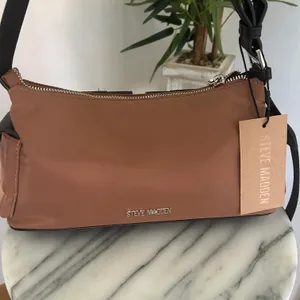 Steve Madden Black / natural Bshift bag purse thumbnail 5