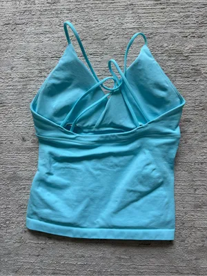 Yeoreo Aqua Stretch V-Neck Slim Tank Top (Size XS) thumbnail 4
