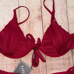 Zaful Red Textured Bikini Set NWT thumbnail 2