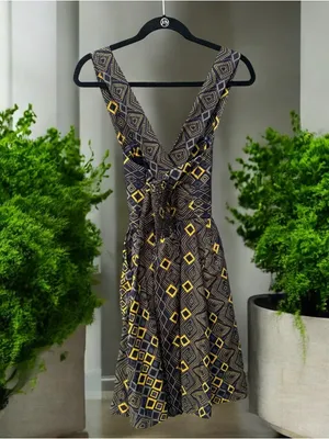 Anthropologie Edme & Esyllte Rhythmic Repetition Sleeveleas Dress Size 2 thumbnail 2