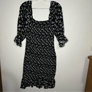 Elloh The Grayson Black Ditzy Blue Floral Smocked Puff Sleeve‎ Square Neck Dress thumbnail 11