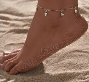 Gold White Yellow Flower Daisy Chain Charm Anklet Bracelet thumbnail 1