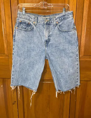 Levi's Low Rise Bermuda Shorts thumbnail 1