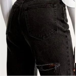 90s Straight Ultra High Rise Denim Jeans from Abercrombie & Fitch. thumbnail 3