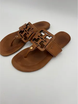 Tory Burch $248 Woman’s 7M Brown Leather Thong Sandals with Logo Accent Size 7M thumbnail 2