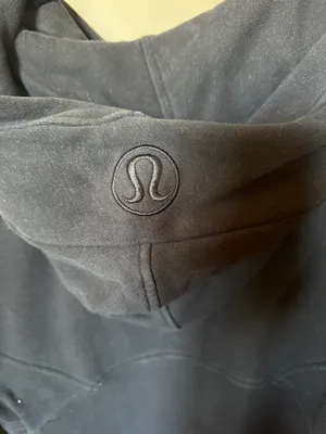 Lululemon Half-Zip Scuba thumbnail 3